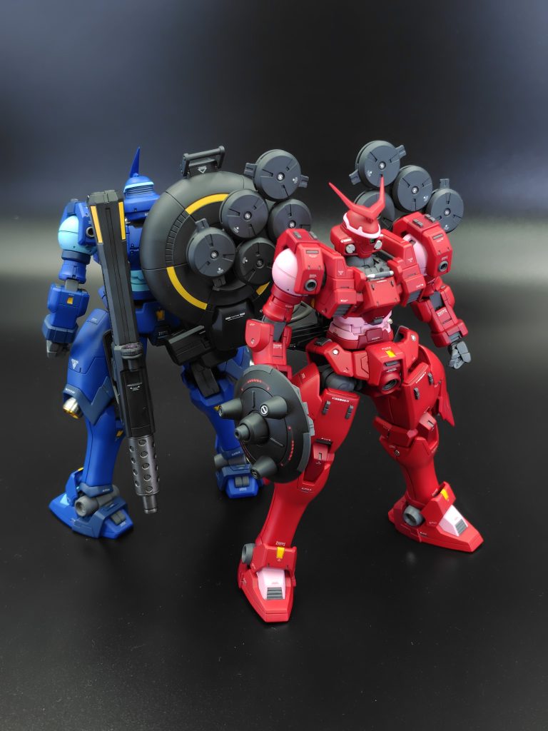 HGとはいえ二体同時進行はなかなか大変でしたが、やはりこの2機はセットじゃないとですね！