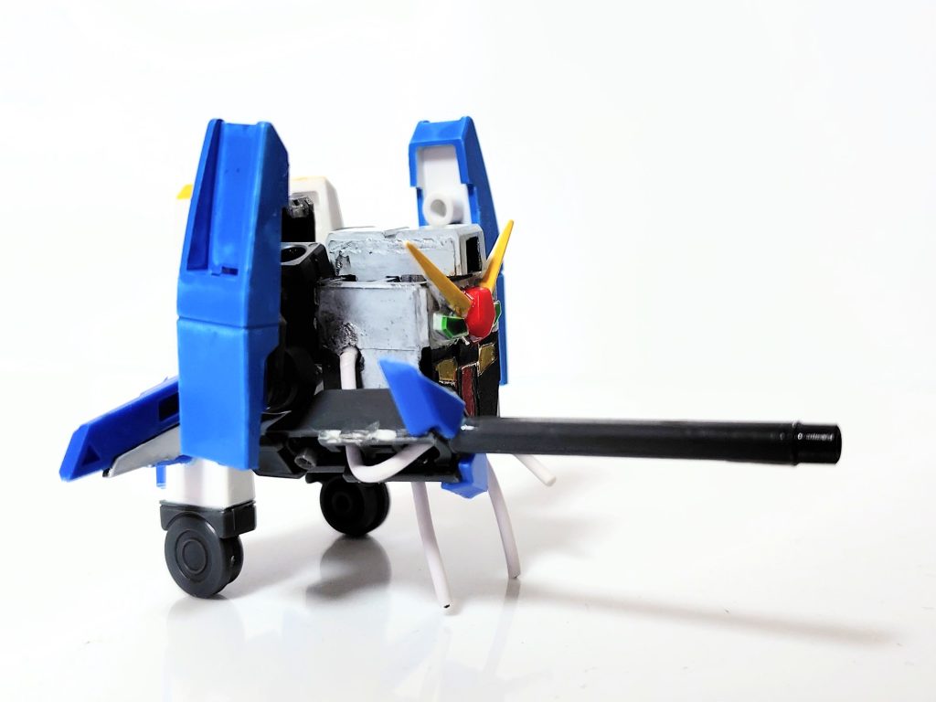 横バックパックは重いのでキャスターを付けました