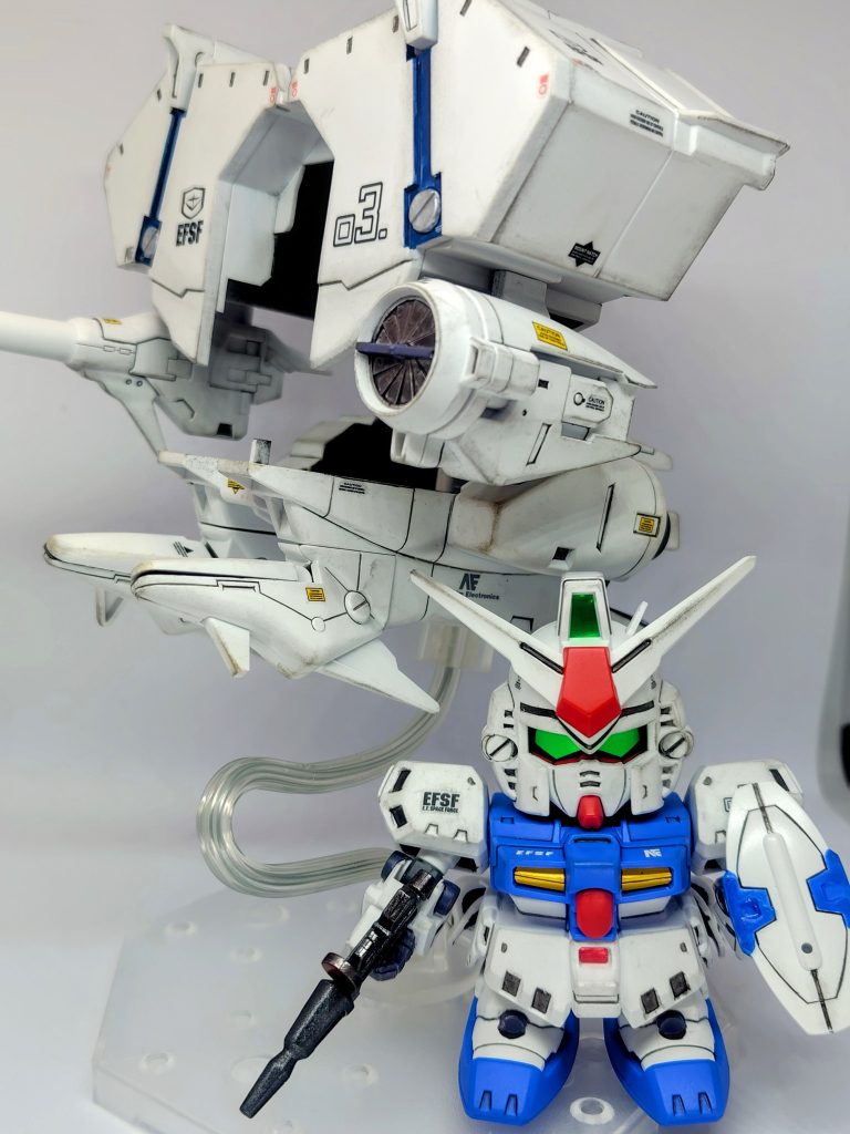 ステイメンは合体後に見えなくなる部分は結構サボってますしシールも一部使ってます(gundam-kao5)しかし全身のグレー部分さえ塗ってあげればかなり良くなります。