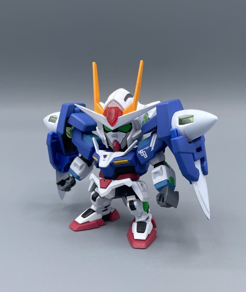 GN-0000 OO GUNDAM SDで立体化されたダブルオーガンダム。ダブルオーライザーじゃなくても、十分な迫力ですよね。