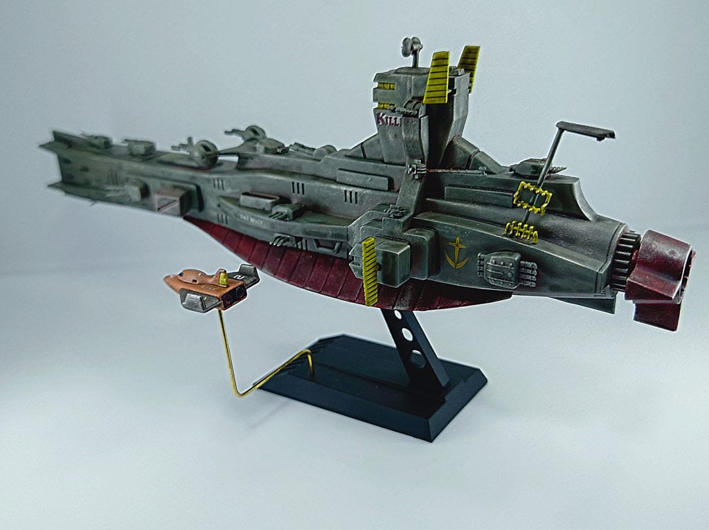 柵みたいなパーツを適当に貼って、黄色く塗ってみたのですがこれ、何なんですかね？（笑）センサー？には見えないな（笑）←自分で作っておいて…