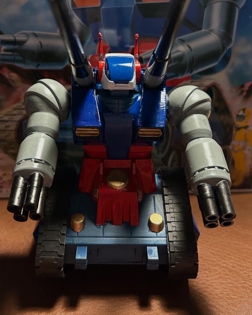 ガンタンク–2枚目/制作者：DAIDUM