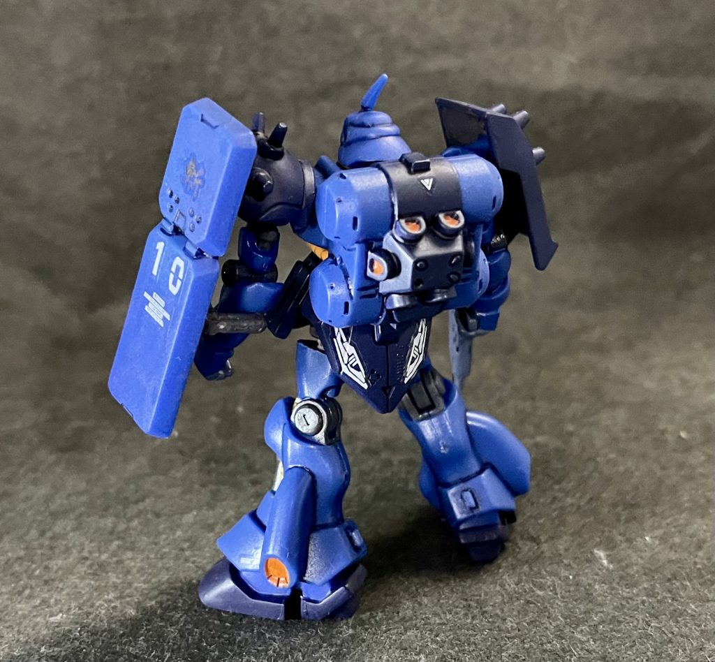 リアビュー他に行った作業は、スミ入れ・部分塗装・100均ホビーステッカー貼り付け、最後にトップコート吹き。