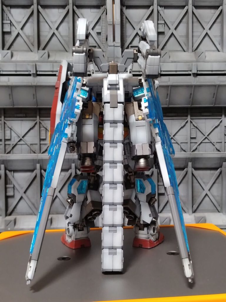 ＲＸ７８Ｆ００／Ｅガンダム（ＥＸ００１グラスフェザー装備）–2枚目/制作者：nikoniko