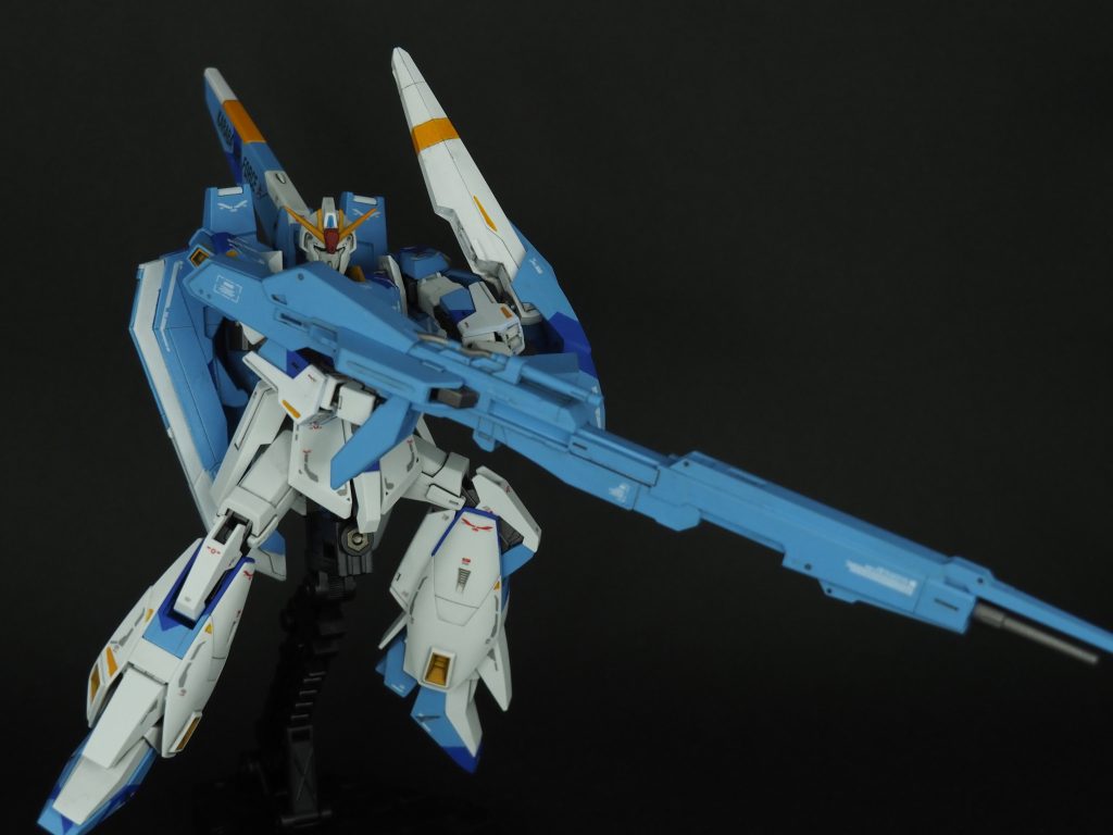 ハイパーメガランチャーはみずいろ一色にしちゃいましたが・・・迷彩に塗り分けて方がよかったかも。デカいので構えるの大変でした。