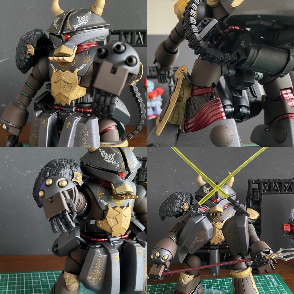 左手は3連バルカン砲、お尻から肩にベルトリンク。右手は3連ミサイル。隠し腕を使ってのビームサーベル。