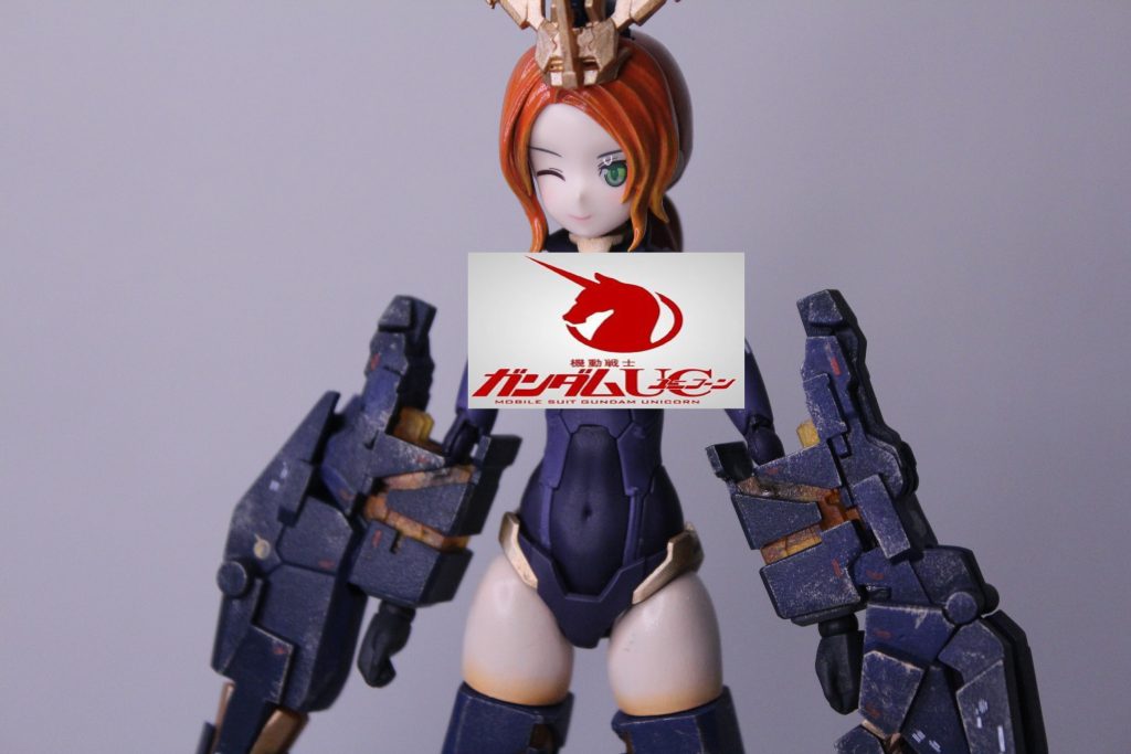 腰アーマーの処理に困った結果、バックパックから伸ばして、背面装備ひとまとめ、にしました