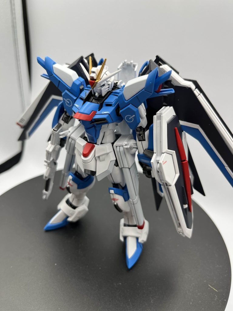 ただキット自体はめちゃくちゃかっこいいしマスキング大変だけどしっかりと色分けしてやればさらに良くなるので、今後もっと作ってみたいと思いました。