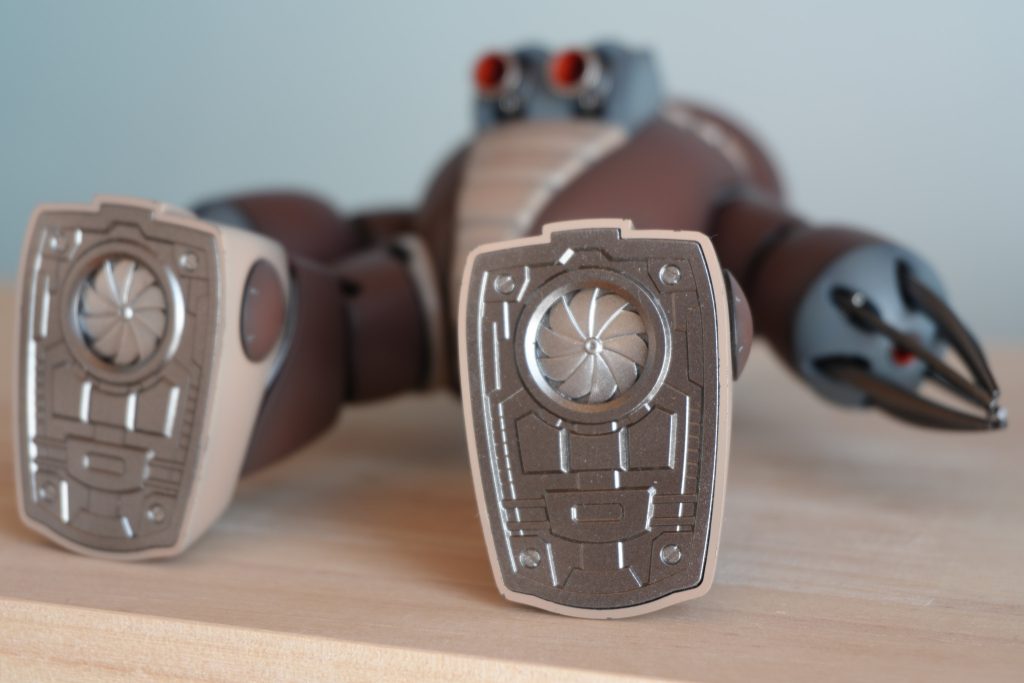 スターブライトアイアン、スターブライトシルバー塗り分けあまり変化なし(gundam-kao10)