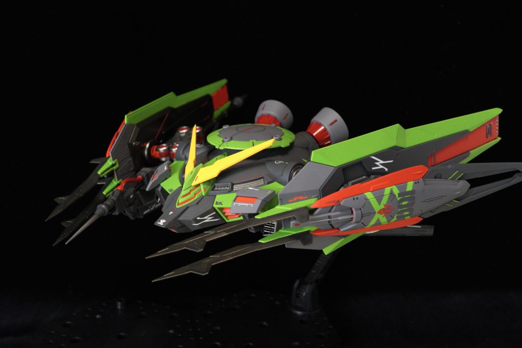 バックパック単体元々重かったバックパックに鉄血系パーツを追加し更に重くなりました😅