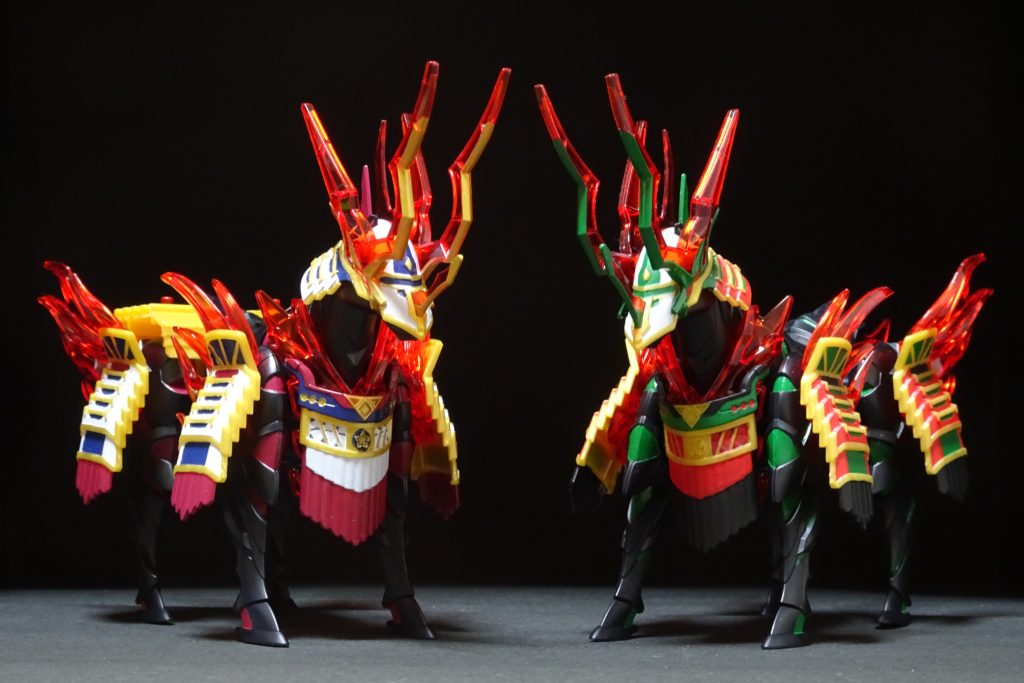 78代目武者頑駄無と並べると、それぞれの鎧に合わせた専用カラーに塗り分けられたかな?なんだか2Pカラーみないな感じ。