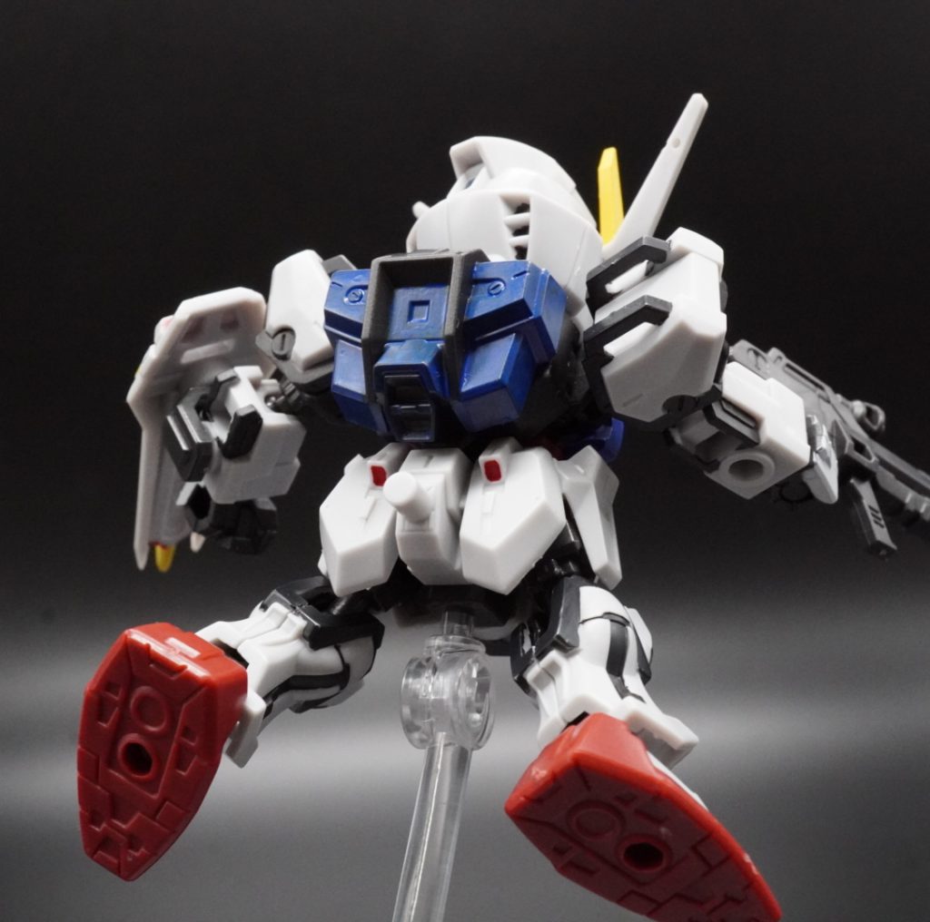 食玩は再販がなく、結構貴重なので、水性ホビーカラーで塗装。マジックリンで、初期状態に戻せます。何度も、塗装を楽しめます。