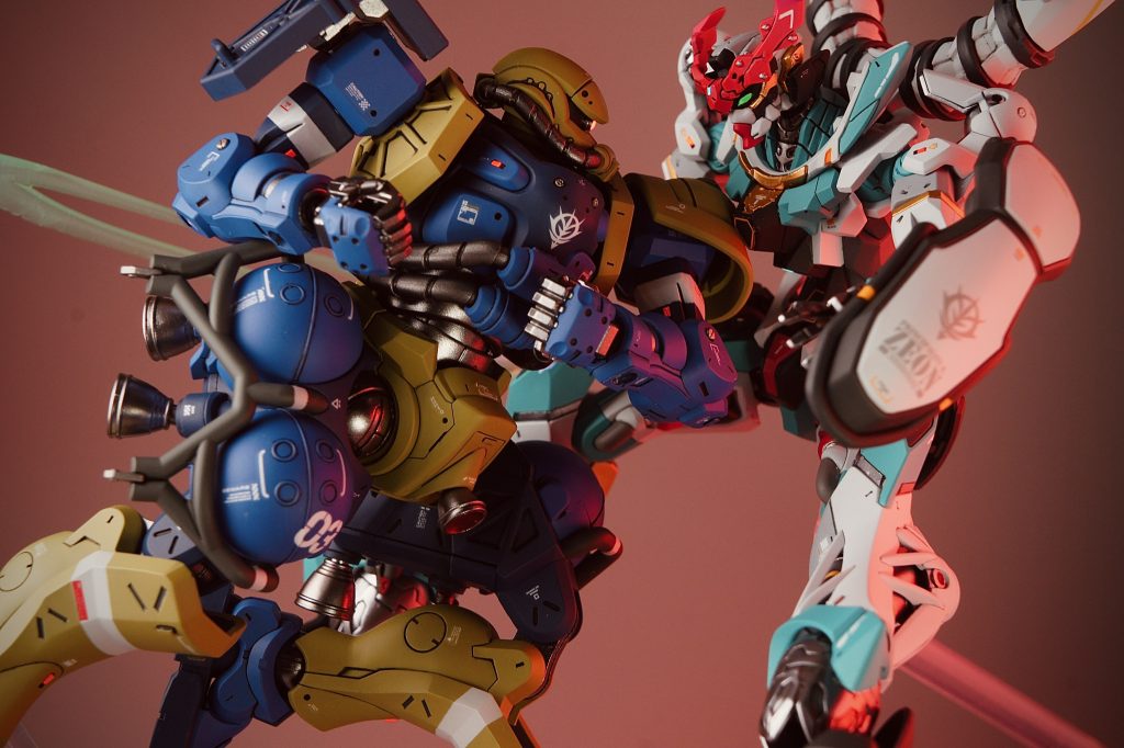 どこかでみた光景…。「素人め、間合いが遠いわ!」