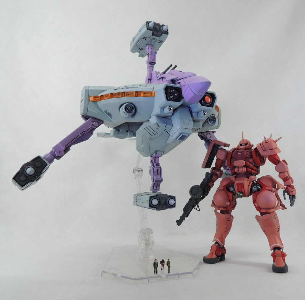 シャア専用ザク(ジークアクス版)とツーショット。