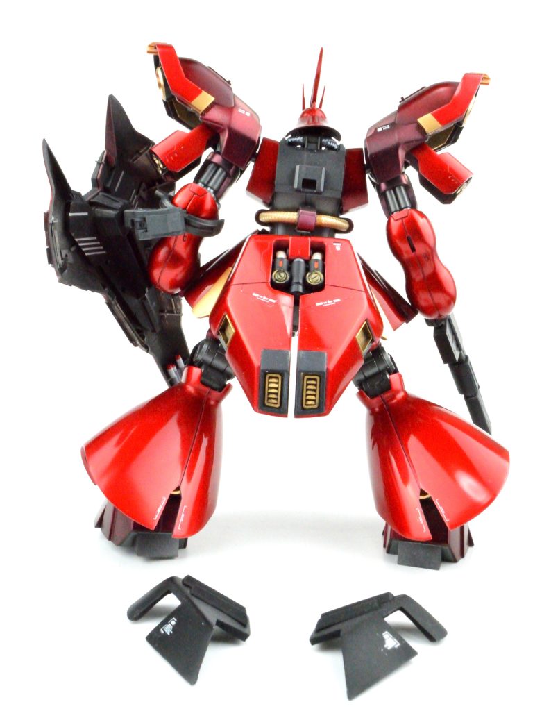 後部ユニットには磁石で着脱式の外部装甲を追加しました