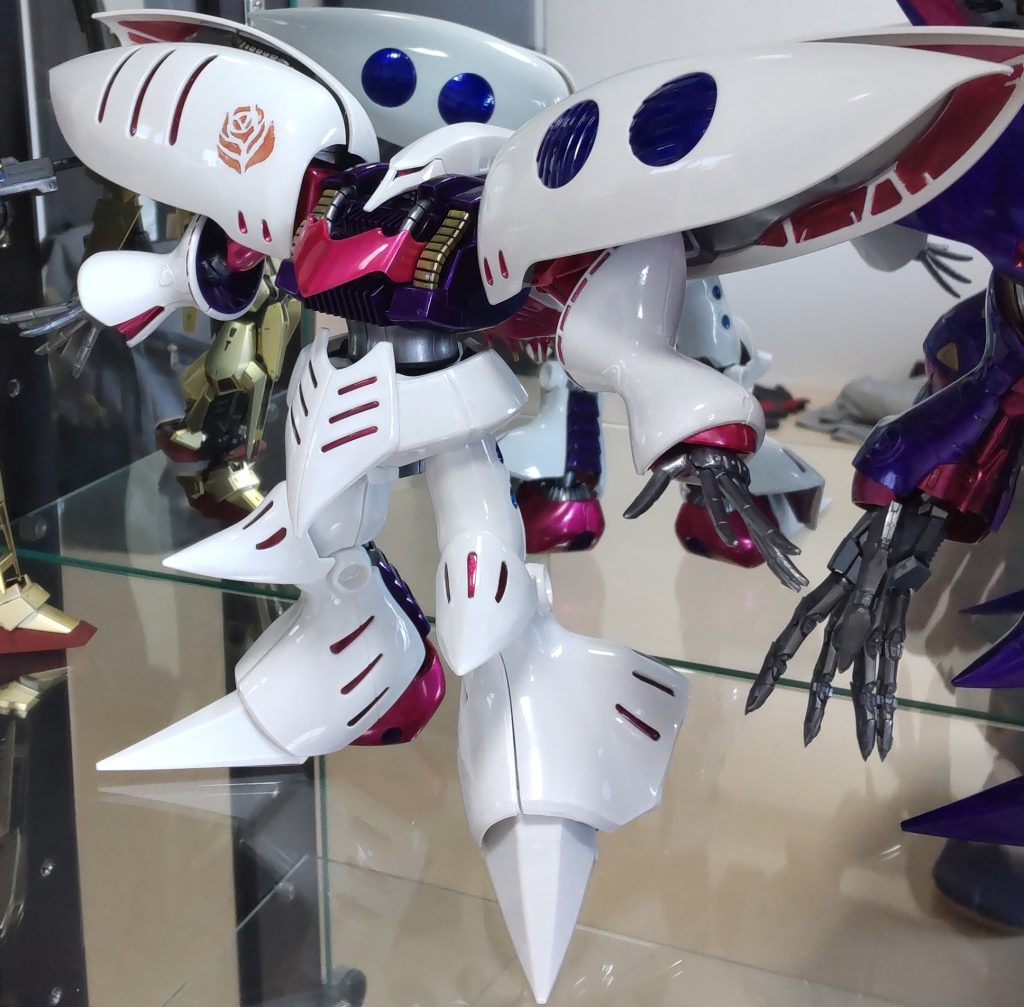 MGのキュベレイです。白部分はスプレー缶塗装です