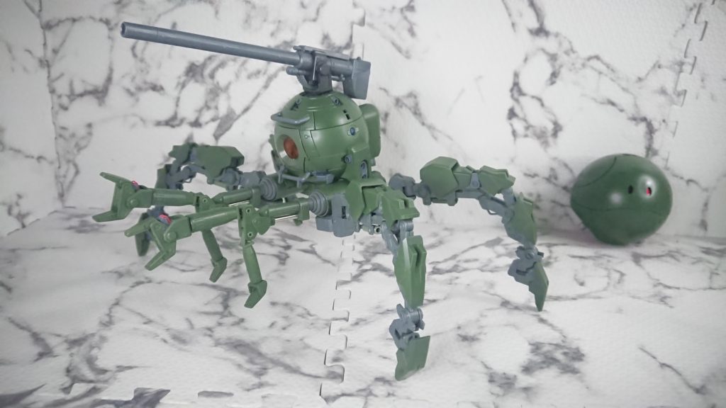 ボールに戻すにはポンと取ってポイっと乗せるだけ