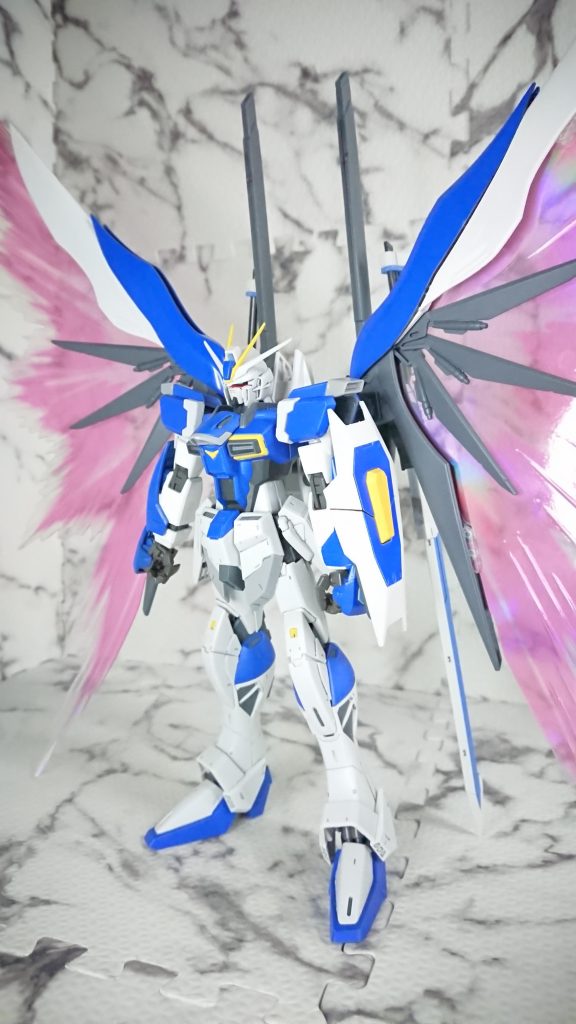 MGの光の翼って取り付けしづらいですね