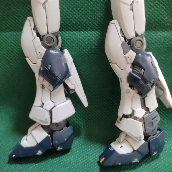 どうやら先週の水曜からGBWCのエントリーが始まっていたそうで...ずっと参加したかったこの大会、νガンダムで参戦します!今は足の改造中です。色々な場所をフレームが見えるよう改造しています。この作業をもう片脚分やるのか...（1枚目）
