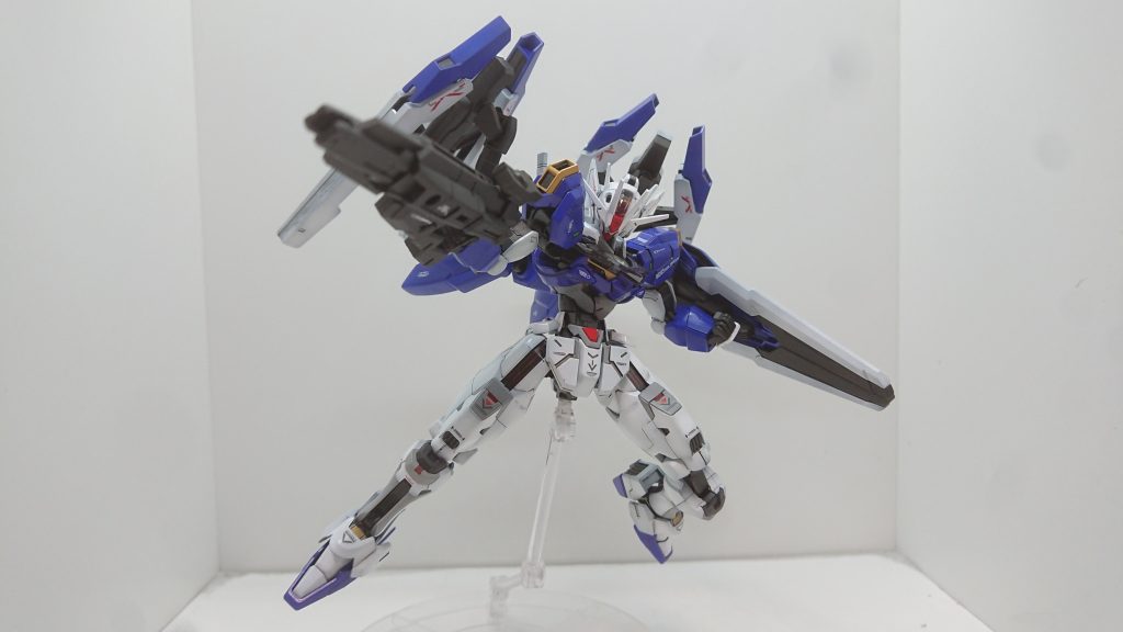 プロポーションがかっこいいですね❗水魔女シリーズはミキシングもスタイリッシュでやりやすいキットです