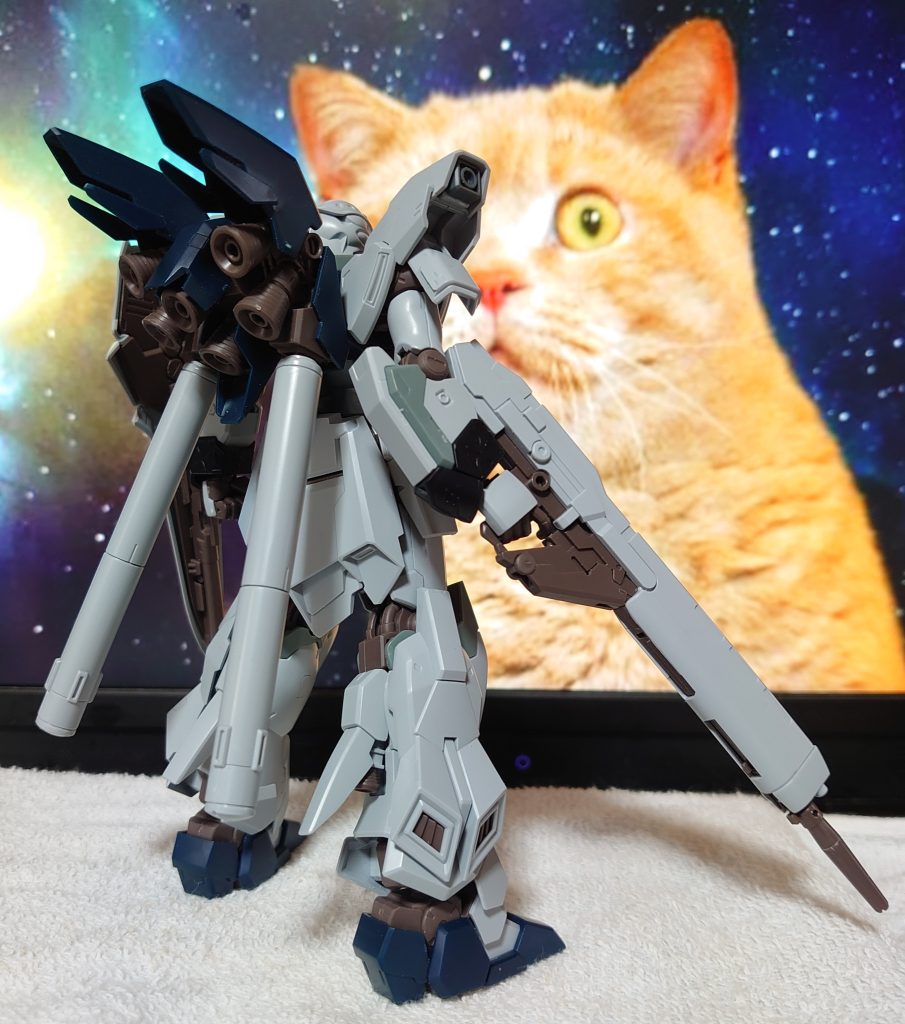 ここが凄いと思ったのは流石宇宙世紀MS、デカい。デカくて組みやすい多少の塗り分け程度でめちゃ良いものが出来そう悪いと思った点。可動が今のキットに比べてイマイチ良くない腰が前後にスイングしない、首の稼働も良くない武器の重みに腕が耐えられない(汗塗装するにしても善悪コンには間に合いそうにないので今ここで悪を宣言しておきましょう。