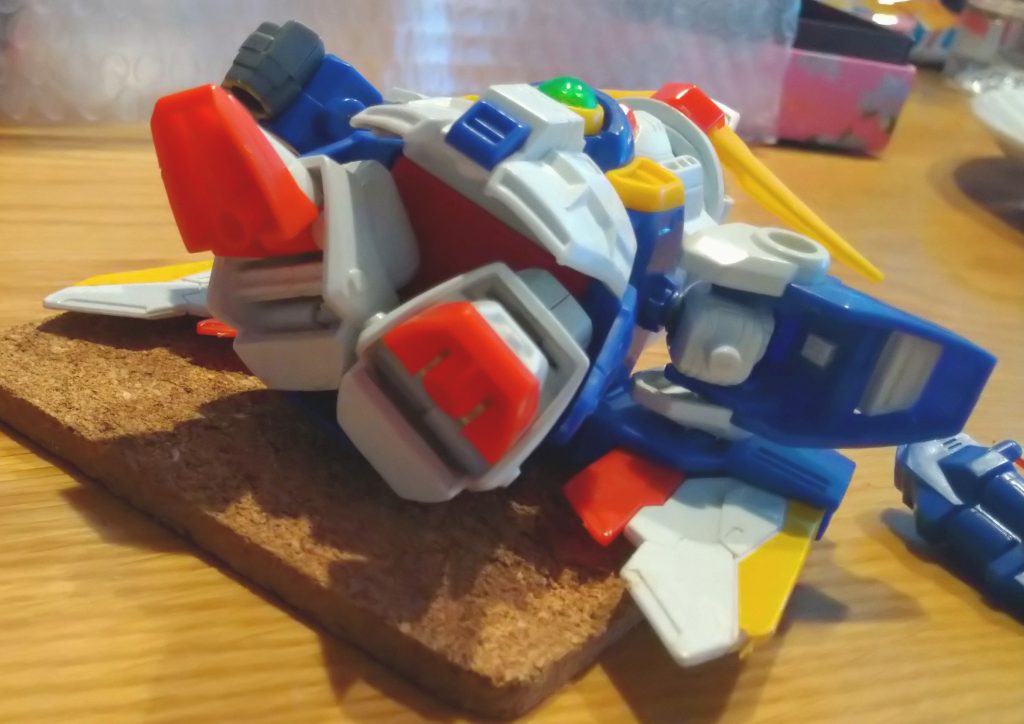 SDガンダム好きでしたが購入するとデザインが好きな為改修するのに悩みそうなのでやめていたシリーズでした。。。