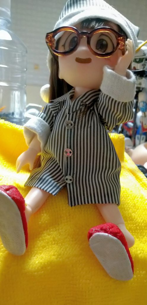 スリッパの芯 は 厚紙で スリッパらしく クニャリます