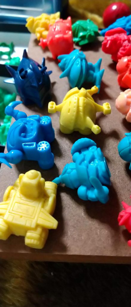 原色のまんま、  だが、それが良い。。。🤤