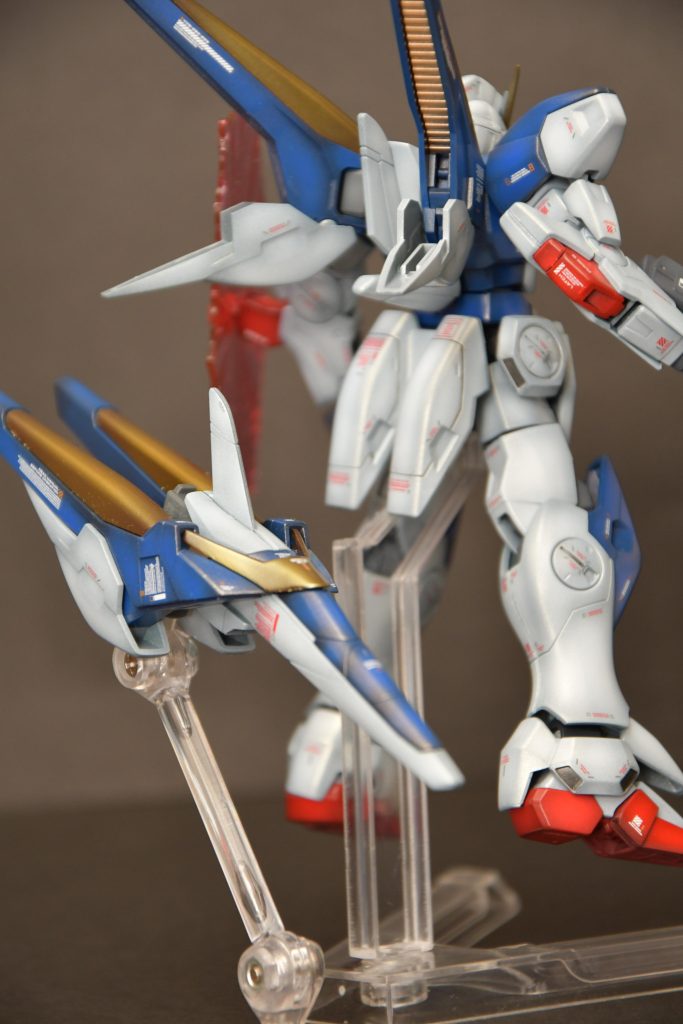 コアファイターその2。飛行機としては無理がありすぎな形してますね。