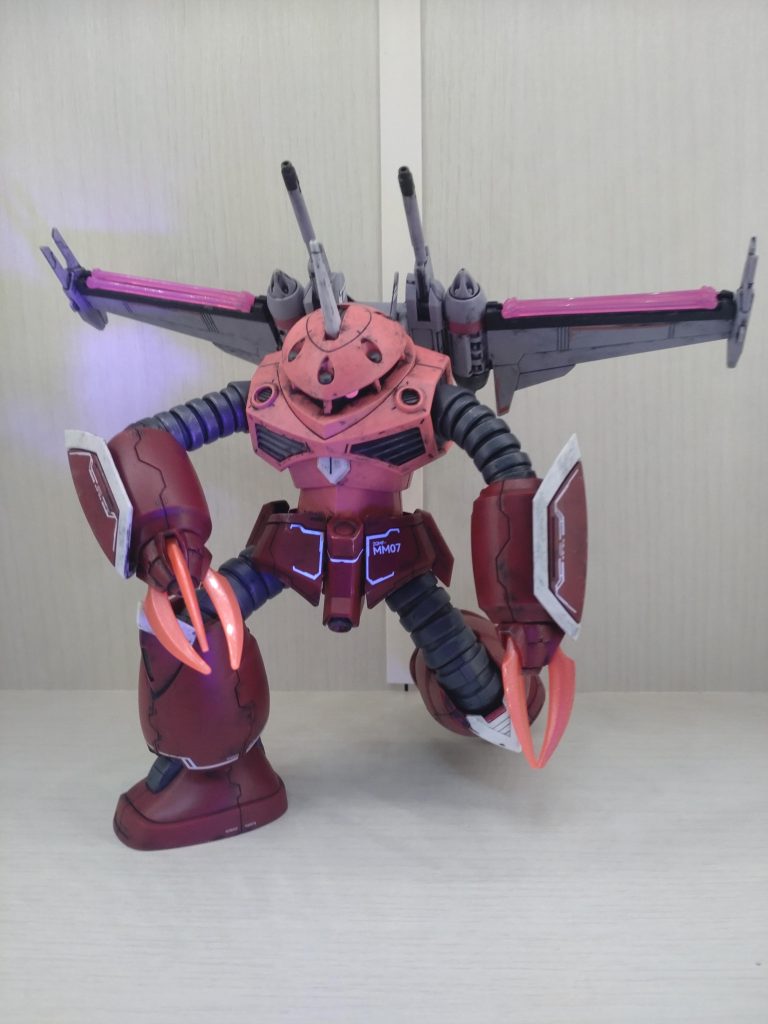 箱絵ポーズ 前掛けがあんまり上に上がらんかった。奥にはめすぎたか…