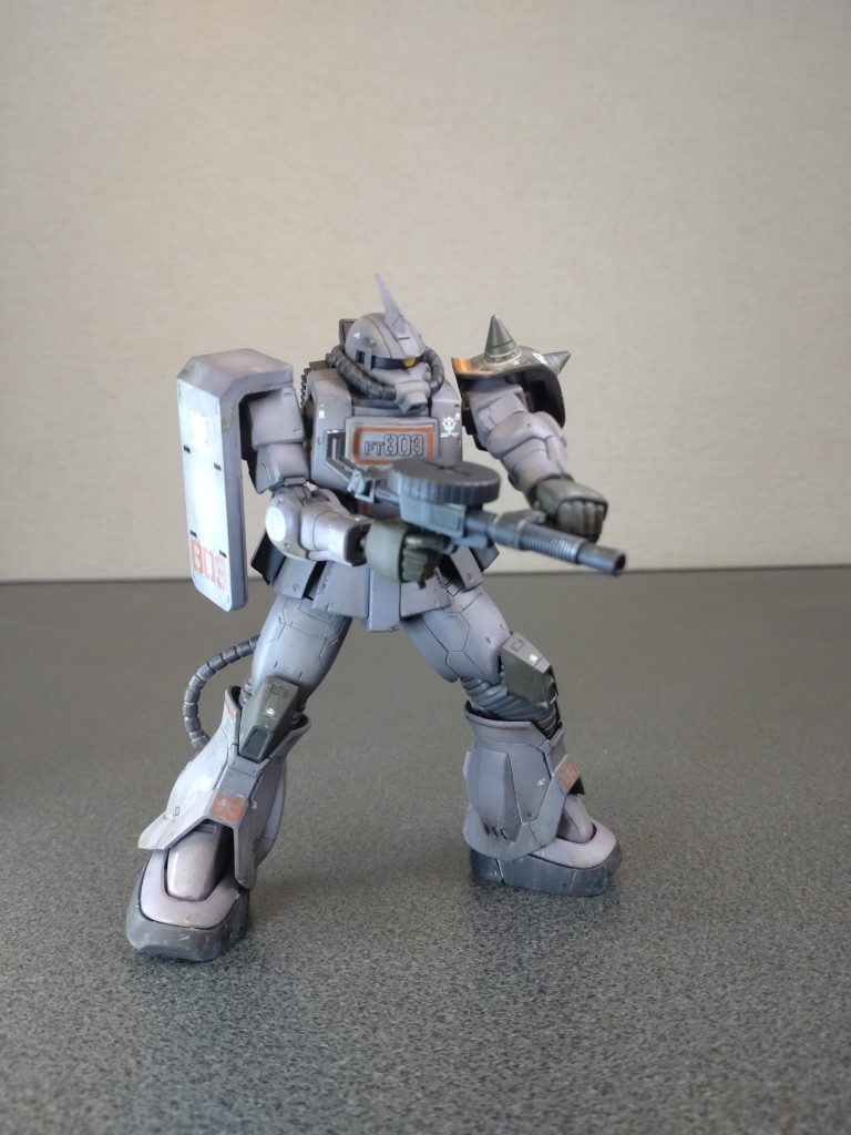 砂漠使用なので乾いた砂をイメージしてウェザリングを施しました