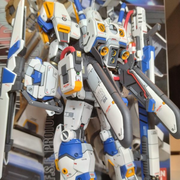 MG 1/100 RX-78-4 ガンダム4号機