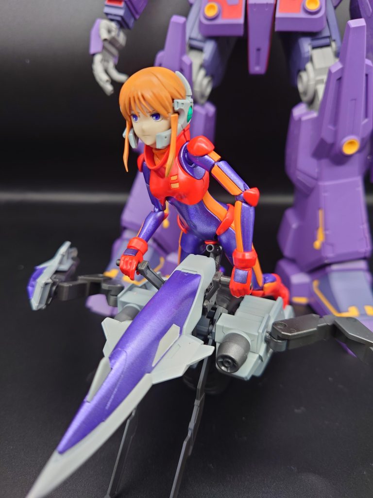 サイコガンダムMark2と並べたくって、おなじ系統のカラーで塗りわけしてみました。