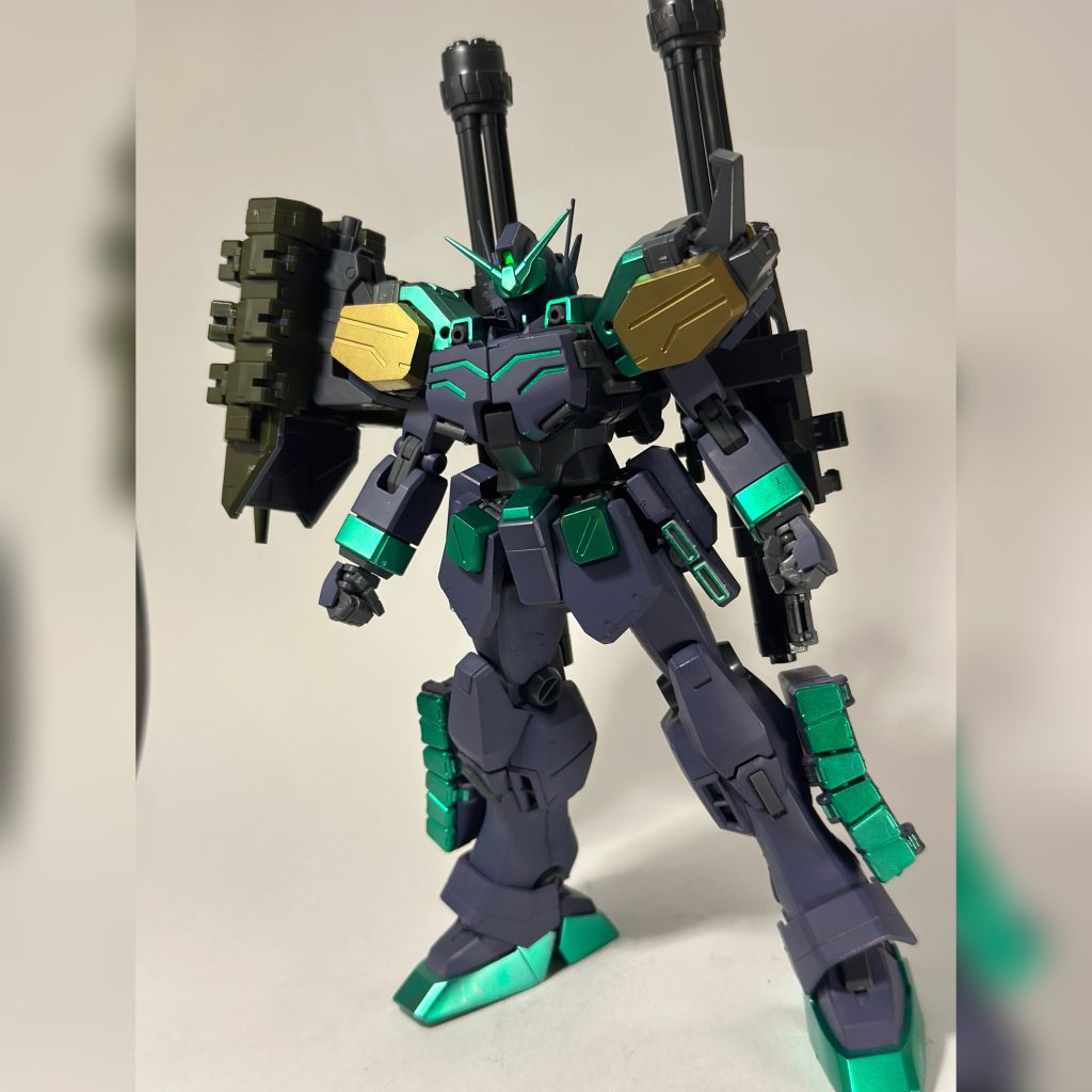 ガンダムメカグレーが凄く好みの色でかっこいい！