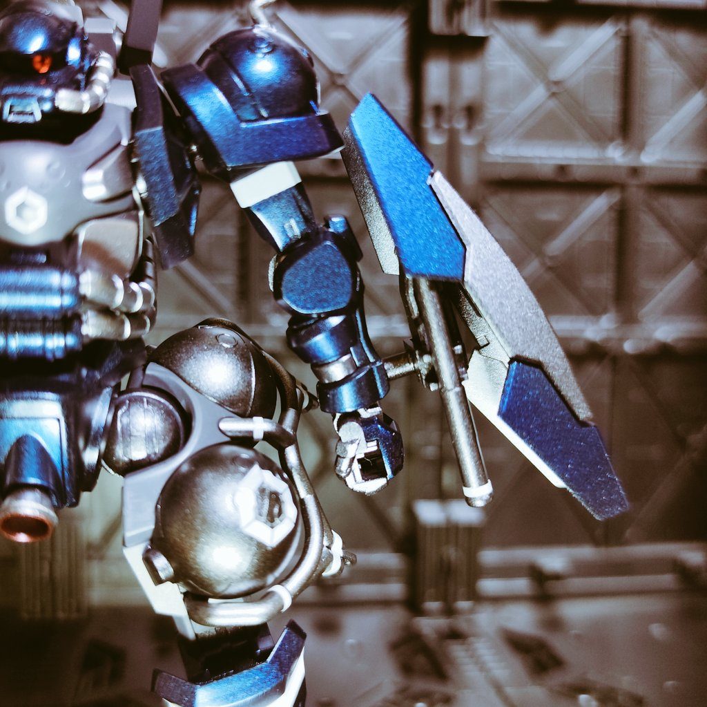 こんな感じに開いて…