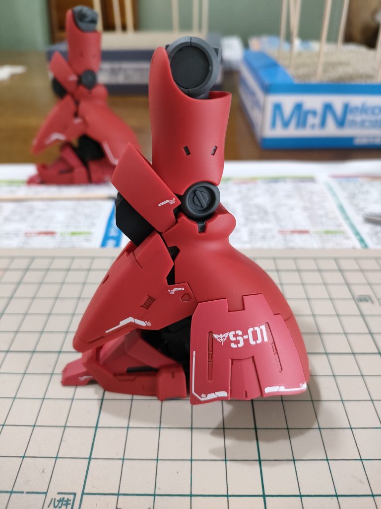 RG サザビー–4枚目/制作者：GUNHON