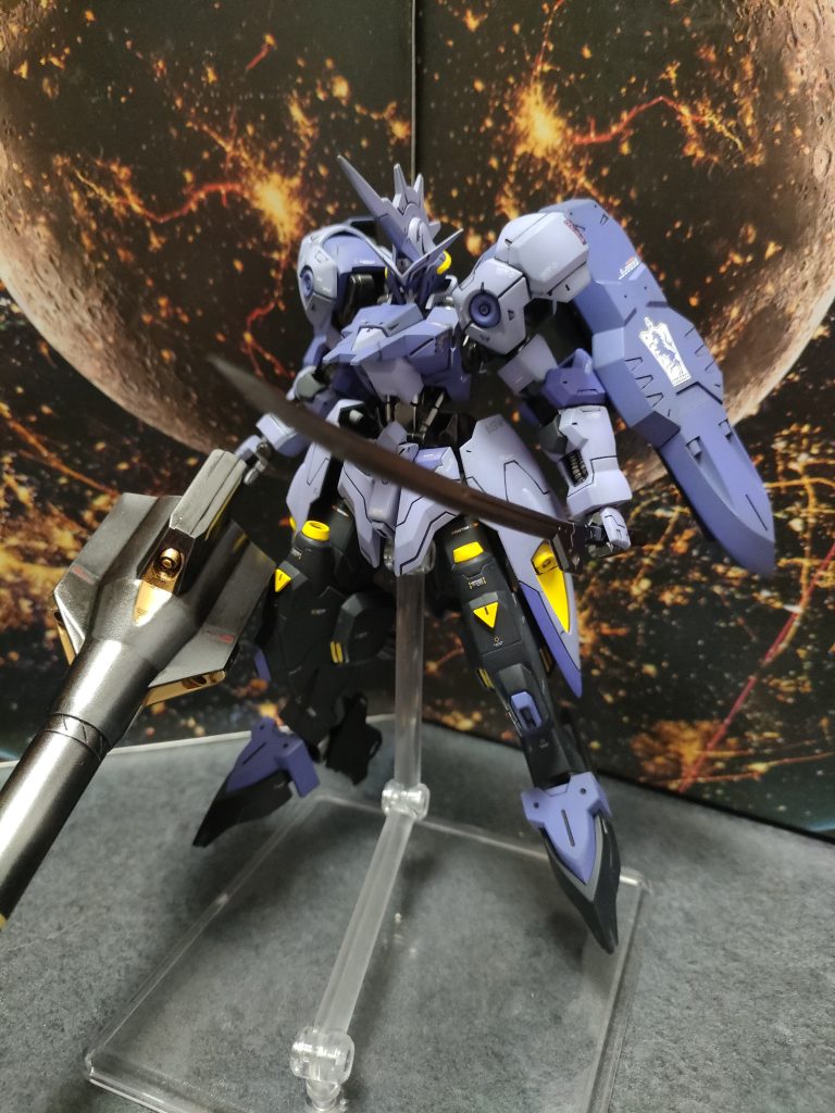 ポージングが一緒なのは愛嬌で。面倒くさくてね。ガンプラはカトキ立ちが1番というオヤジの価値観なり。