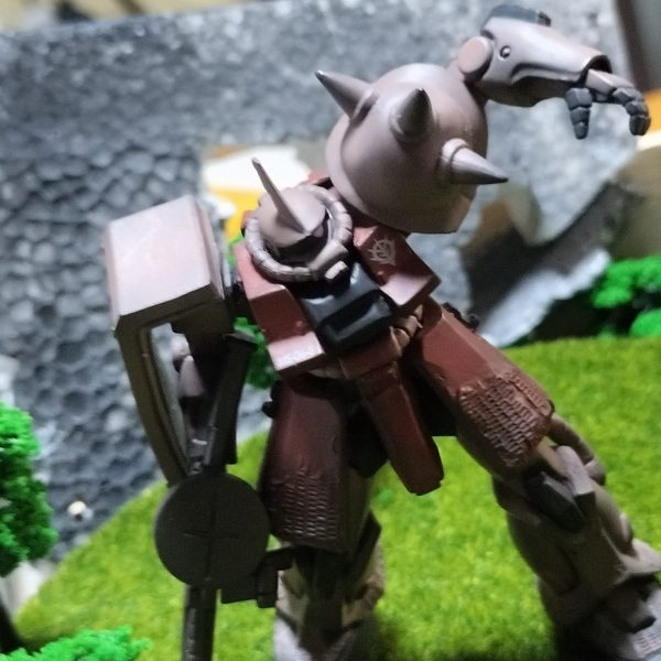 シャア専用ザク出撃！！