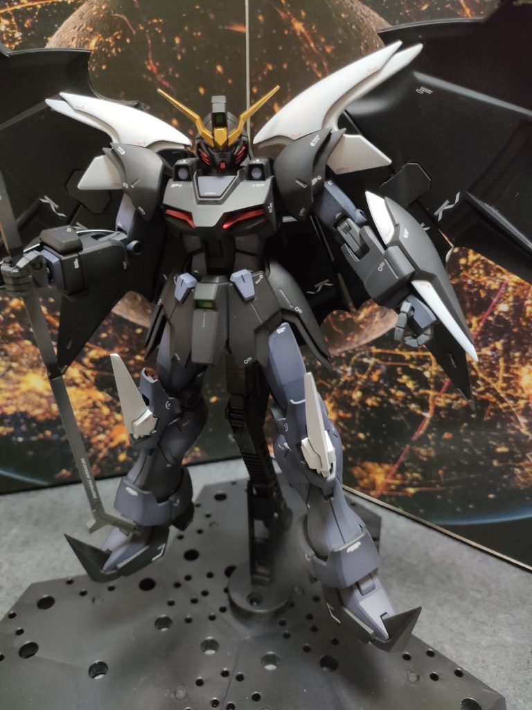 最近のディテールモリモリの最近のキットより、この頃の原作に近いアレンジのMGキットのほうが好きだなぁ。