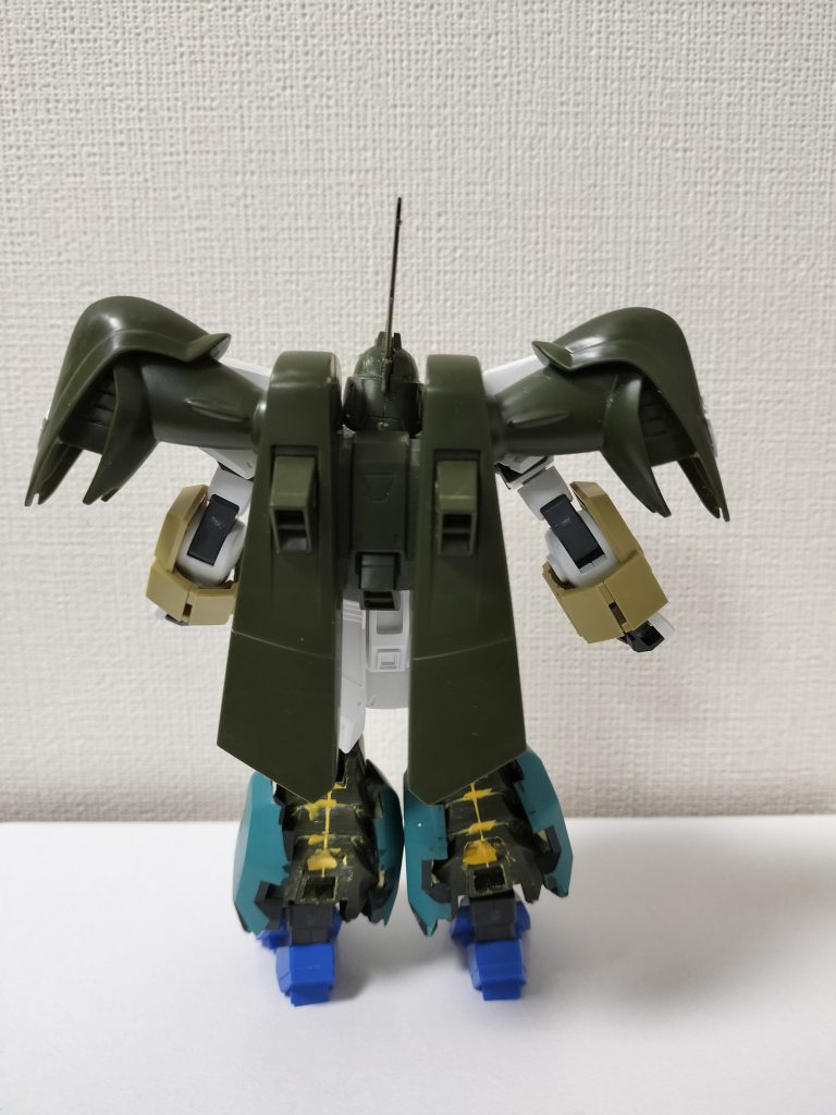 モビルゲイツと下半身はドレッドノートがメインです。