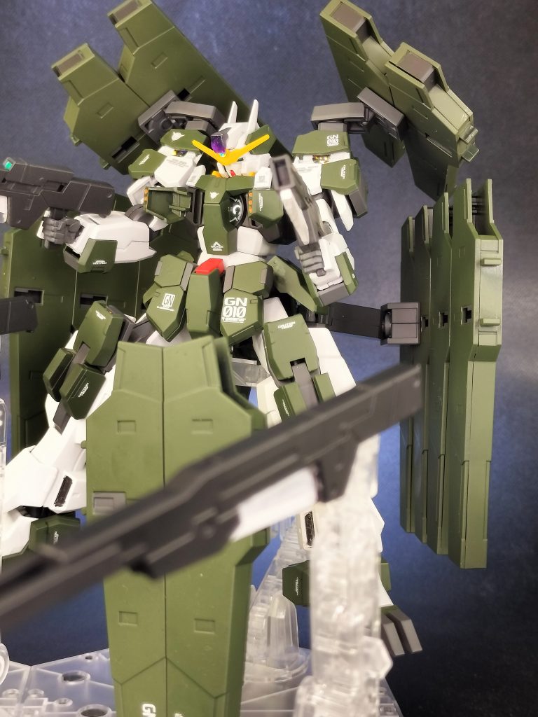 HG ガンダムサバーニャ(最終決戦仕様)–2枚目/制作者：ぐりぐら