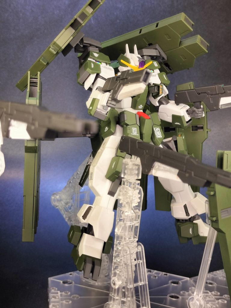HG ガンダムサバーニャ(最終決戦仕様)–4枚目/制作者：ぐりぐら