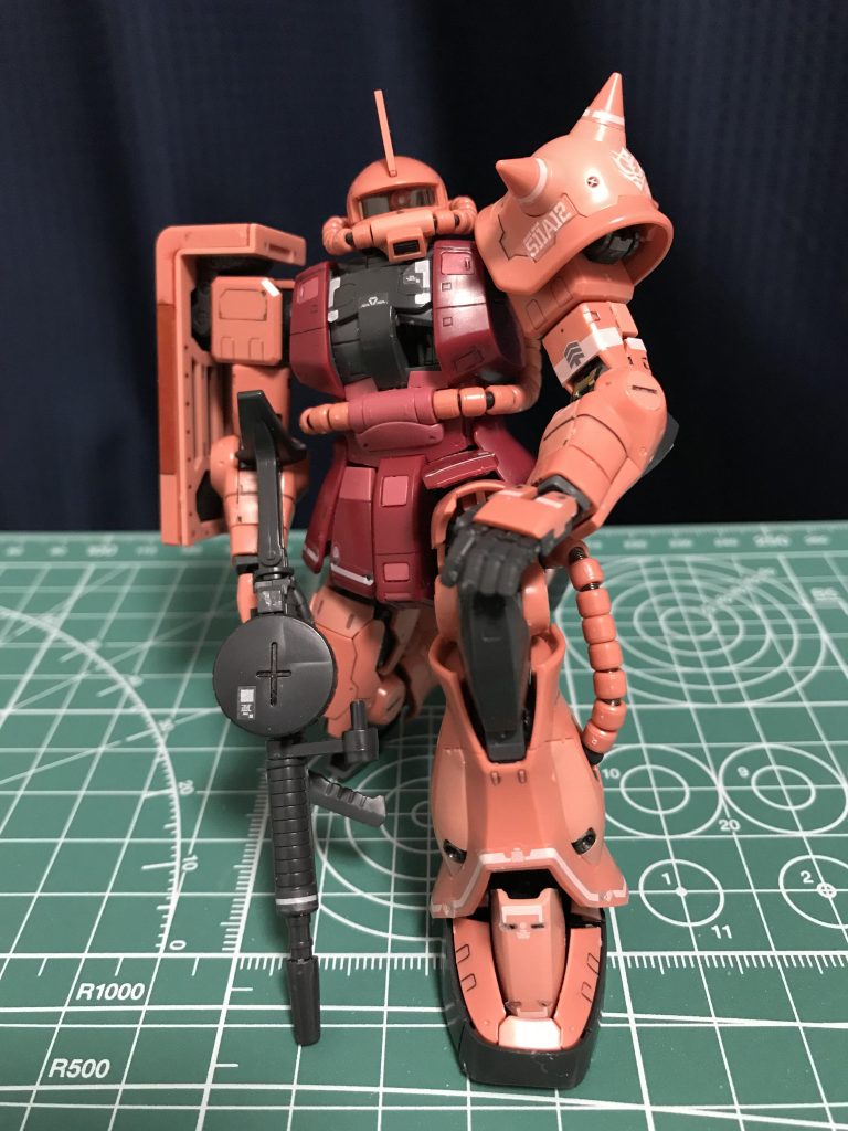 そのまま楽しめますデカールがなかなか大変だったのを覚えていますMGの水転写デカール貼りを断念しているのでこれを見てまた頑張ります