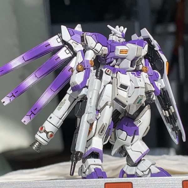 ガンダムアーティファクト Hi-ν ハイニューガンダム 塗装済み 完成品 ガンダムアーティファクト Hi-νガンダム｜SHINさんのガンプラ