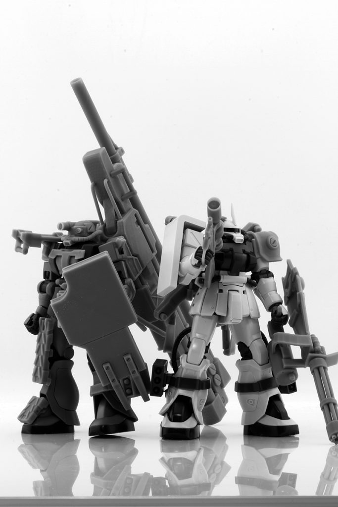 HGUC 1/144 MS-06F ザクII (砲手用) Zaku II (Gunner)+MS-06F-2 ザクII F2型 （測距手用） [Zaku II F2 Type (Rangefinder)]
