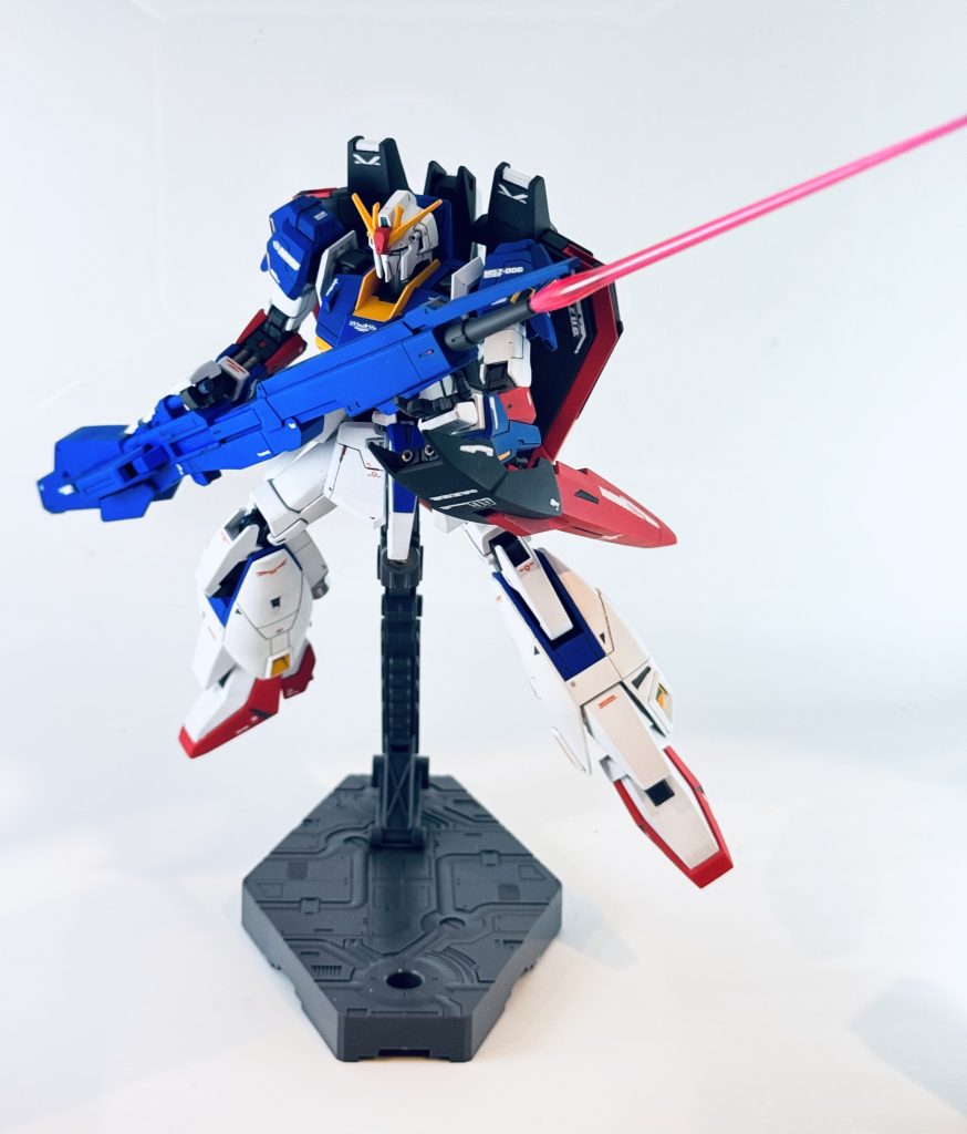 ライフルやランチャーからサーベルが出るのか何気にZの推しポイントです