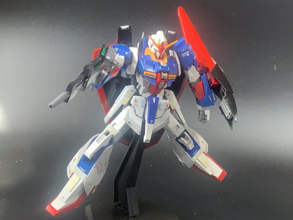 ポージングはあまり決まっていません。日々精進です。