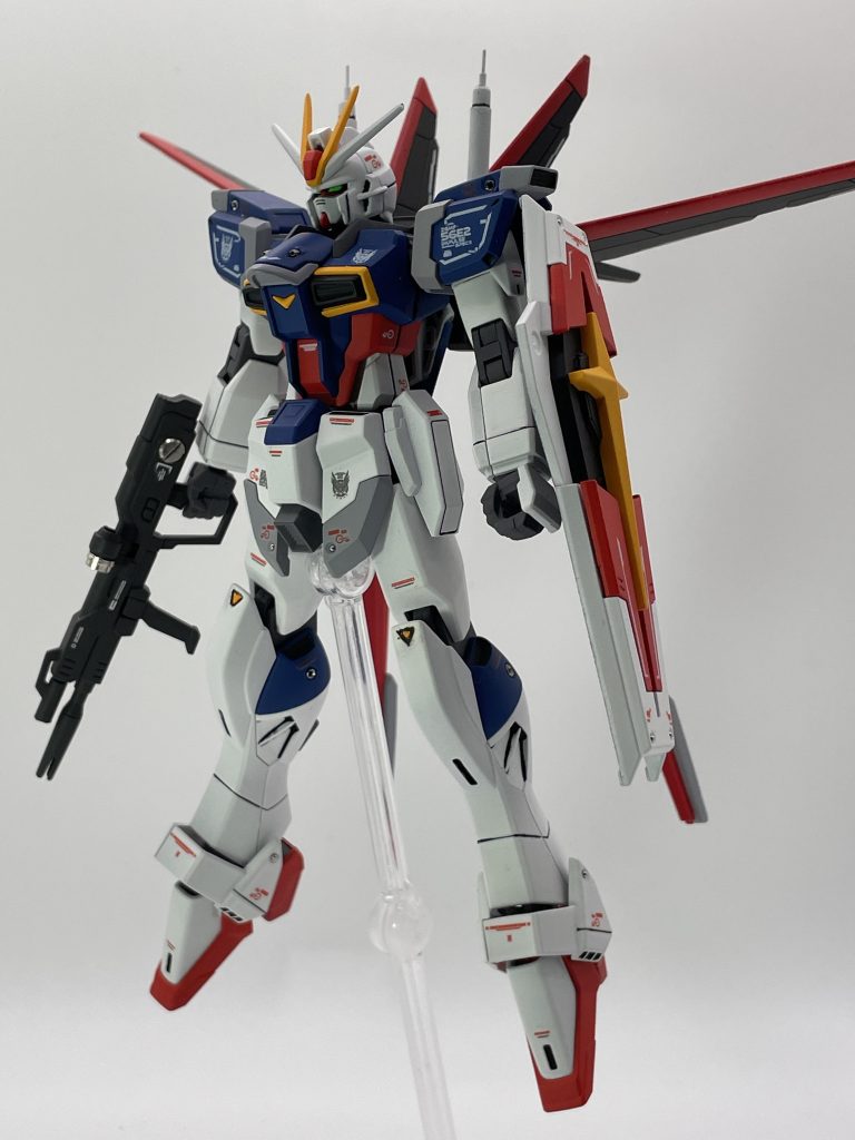 各所にメタルボールを配置し、デカールはSPECⅡの物を使用しています！