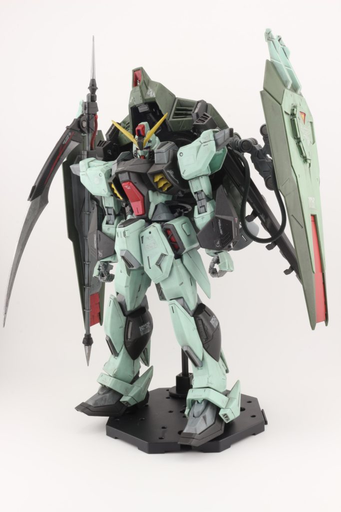 フォビドゥンガンダムも部分塗装とウエザリングと