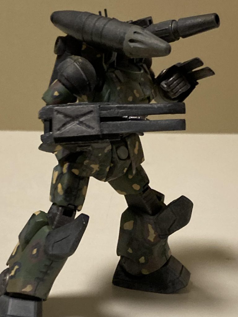 迷彩柄のガンキャノン が近接戦闘するなんて！もう、目から鱗！ビビりましたよ💦